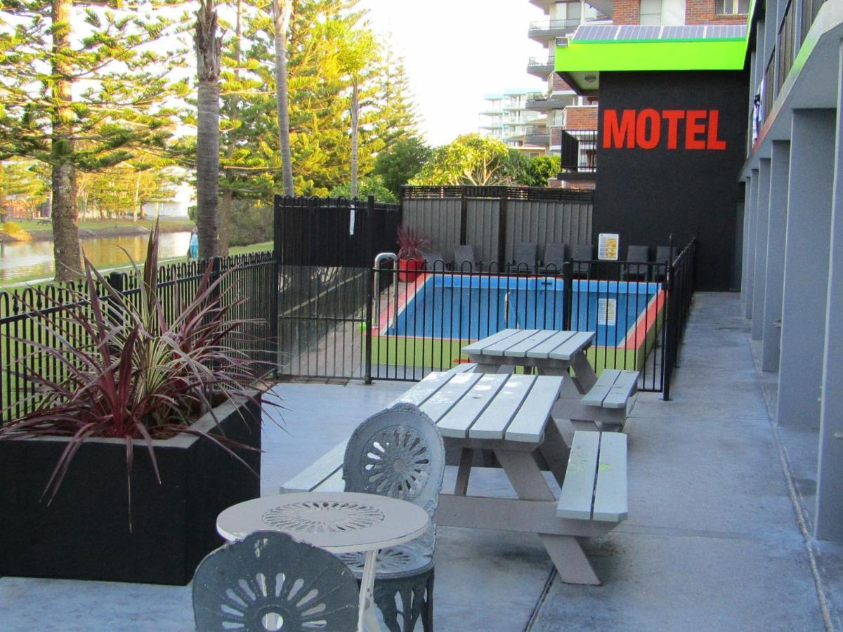 Le George Motel Port Macquarie Bagian luar foto
