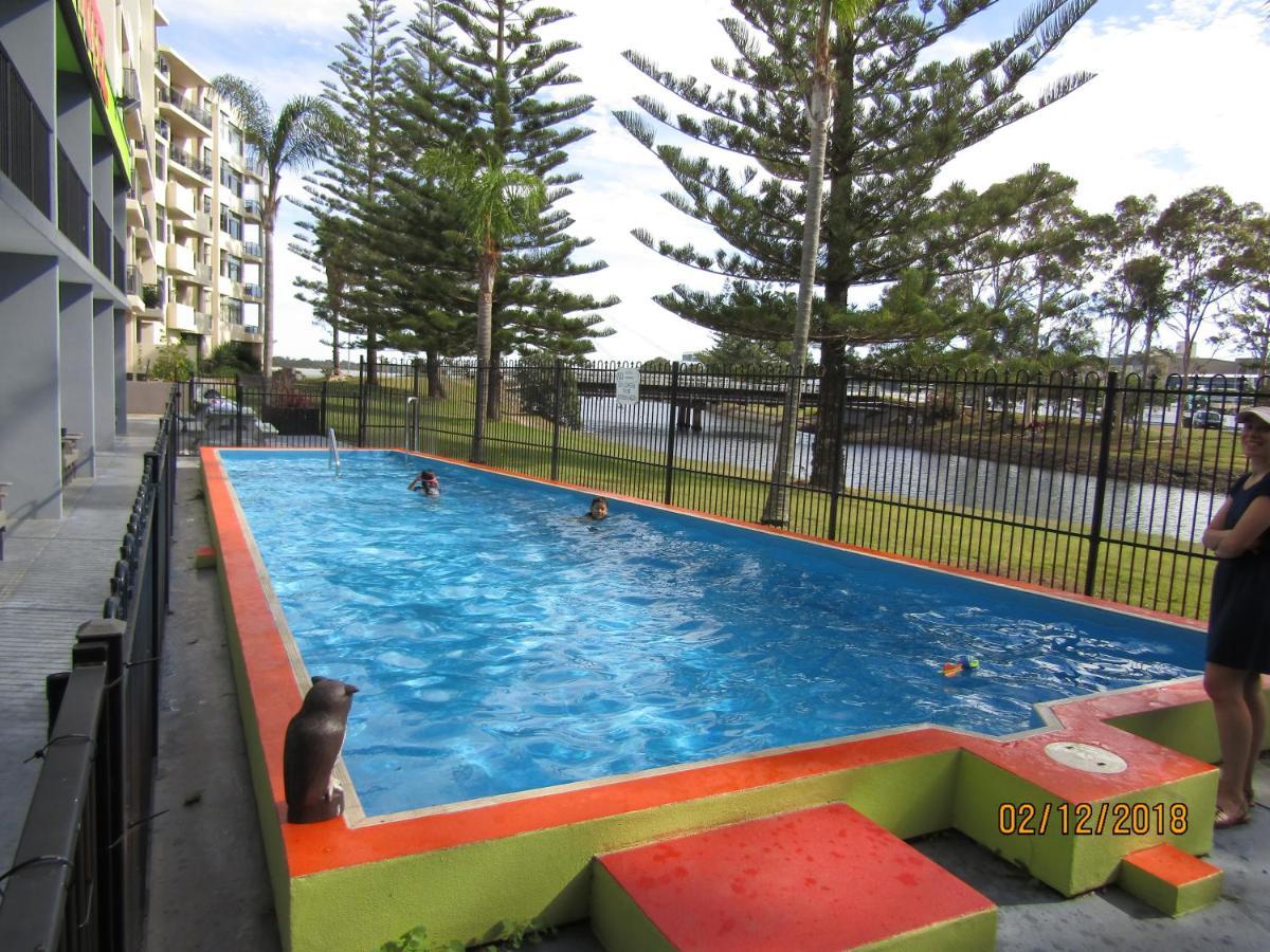 Le George Motel Port Macquarie Bagian luar foto