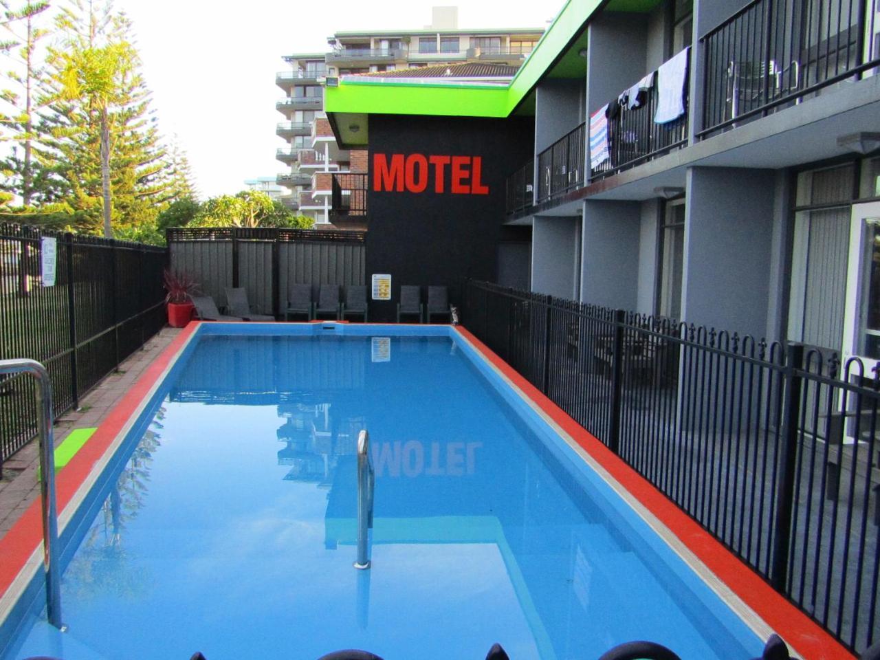 Le George Motel Port Macquarie Bagian luar foto